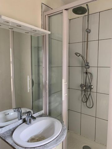 Location Appartement 4 pièces 64m² TALENCE 33400 - Photo 4