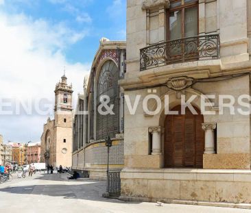Valencia - Photo 3
