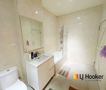 PRIVATE - 1 BEDROOM GROUND FLOOR FLAT - Photo 1