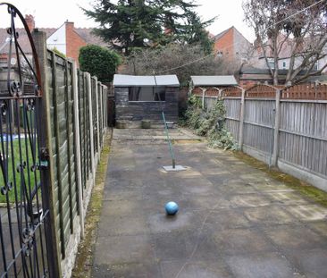 3 bedroom terraced house to rent - Photo 3