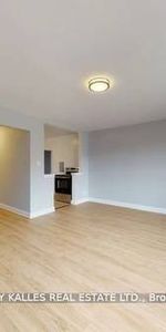 ONE MONTH RENT FREE! Recent renovations spacious layout affordable! - Photo 4