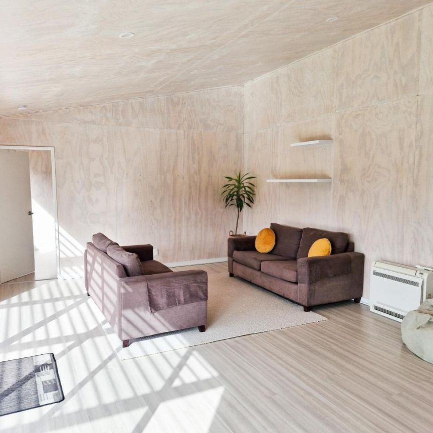 13B Morton Street, Riverton-Aparima - Photo 1