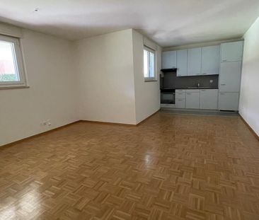 LUMINOUS 3-ROOM APARTMENT ON THE GROUND FLOOR - Photo 4