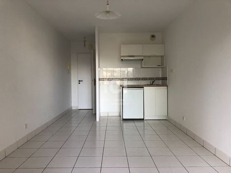 Location Appartement 2 pièces 33m² - Photo 4