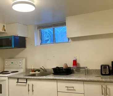 For Lease - 349 Browndale Crescent, Richmond Hill, Ontario - Photo 1