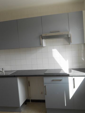 PROCHE FACULTES T4 AVEC PARKING - Photo 5