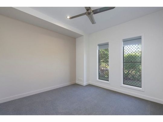 7 Jindalba Drive, Coomera - Photo 1