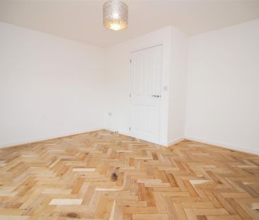 2 bedroom Terraced House to rent in Elm Road, Blaydon-On-Tyne, Tyne... - Photo 4