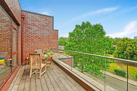 1 bedroom flat to rent - Photo 4