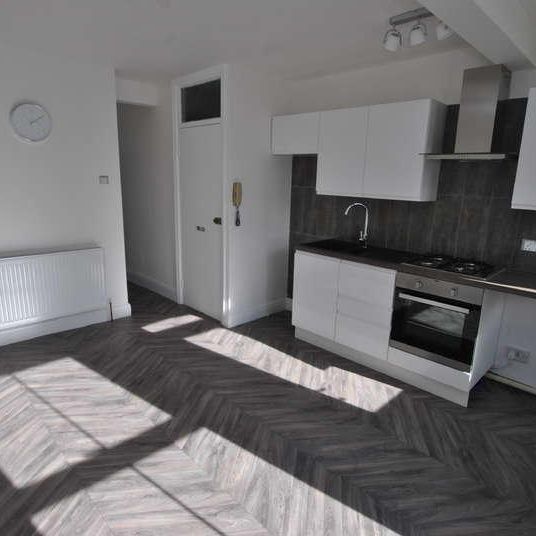 Carlingford Drive, Westcliff On Sea, SS0 - Photo 1