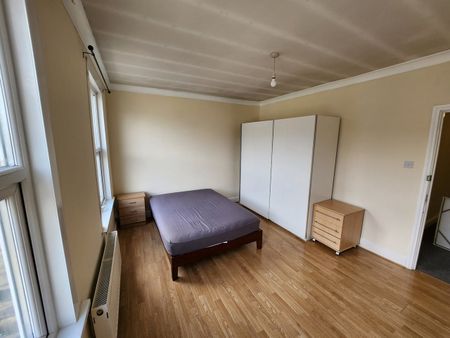 4 Bed Terraced House, Adelaide Road, E10 - Photo 4