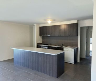 THREE BEDROOM HOME - Photo 6