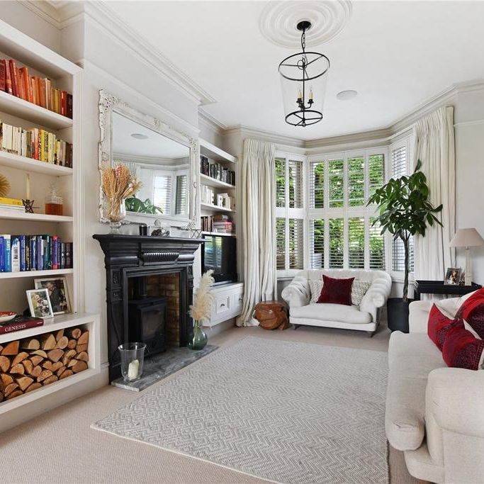 3 bedroom terraced house to rent - Photo 1