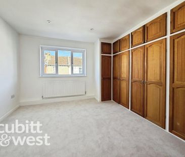 3 bedroom terraced house to rent - Photo 3