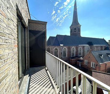 Recent gerenoveerd appartement met 2 slaapkamers in hartje Tielt! - Photo 1