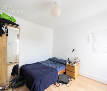 5 bedroom terraced house to rent - Photo 5