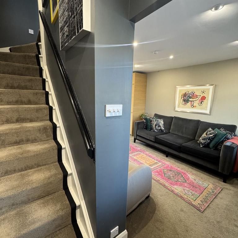 2 bedroom terraced house to rent - Photo 1