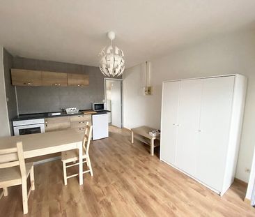 A louer secteur Gambetta studio MEUBLE de 27m2 - Photo 2
