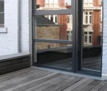 Place des Martyrs 4 2, 7000 Mons, België - Photo 3