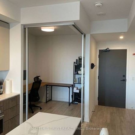 YONGE/FINCH-Bright Roomy 1Bd+Den 2Bath - Photo 4