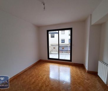 Location Appartement 4 pièces 97m² LAVAL 53000 - Photo 3