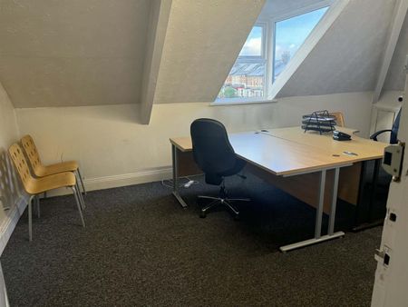 Chillingham Road, Newcastle upon Tyne - Photo 3