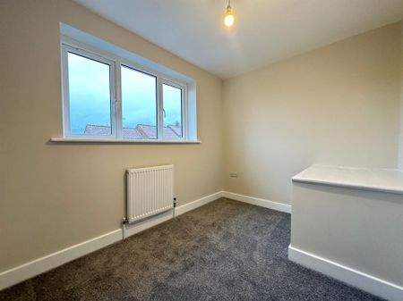 36 Caymer Road, YO11 3HH, Scarborough - Photo 2