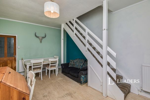 2 bedroom house to rent Priory Road, Alfreton, Derbyshire, DE55 - Photo 1