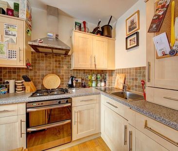 1 bedroom property to rent - Photo 1