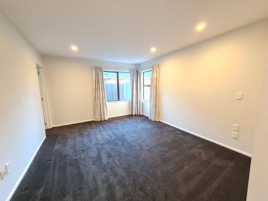 10 Sedgemoor Close, Burwood Christchurch - Photo 1