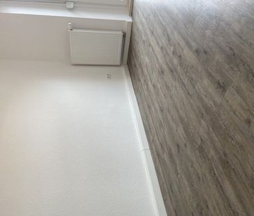 Willkommen in Ihrem neuen Zuhause mit Balkon! - Photo 1