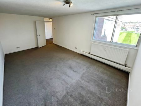 3 bedroom apartment to rent Eaton Road, Hove, East Sussex, BN3 - Photo 3