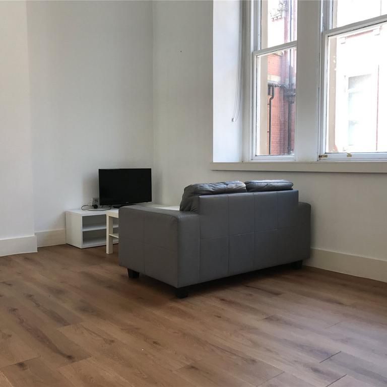 Studio to rent - Photo 1