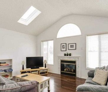 For Lease - 12 Willow Park Drive, Brampton, Ontario - Photo 3