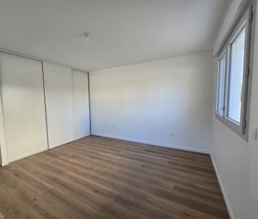 Location Appartement 3 pièces 79m² TALENCE 33400 - Photo 3