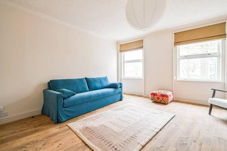 2 bedroom flat to rent - Photo 2