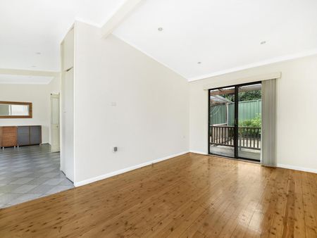 2 Bond Street, North Ryde NSW 2113 - House For Rent | Domain - Photo 4