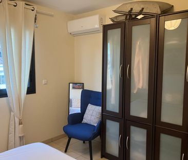 Location Appartement 2 pièces 43m² ST DENIS 97400 - Photo 4