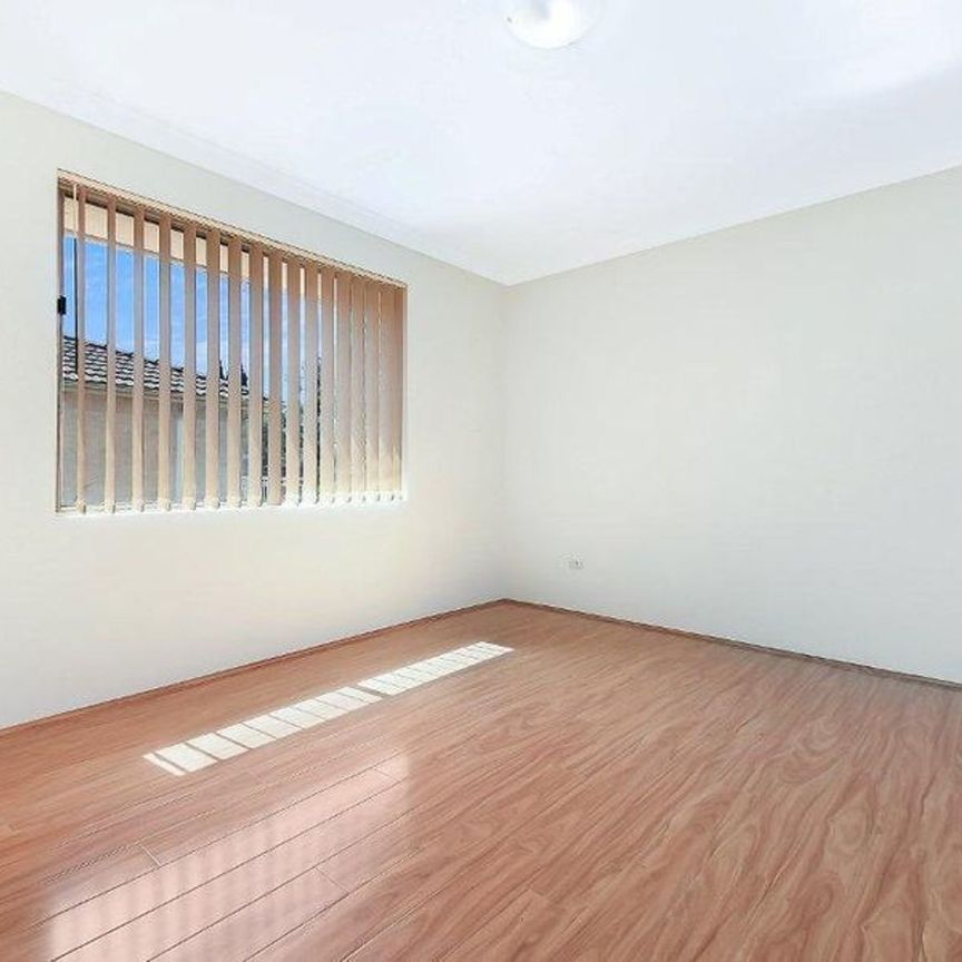 2 Bedroom Unit located in Auburn - Photo 1