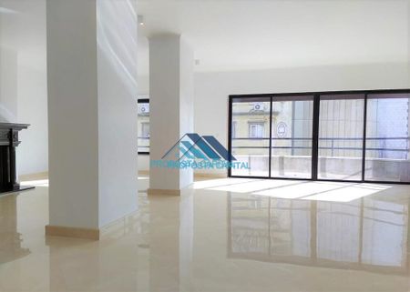 Apartamento T4 em Lisboa - Photo 3