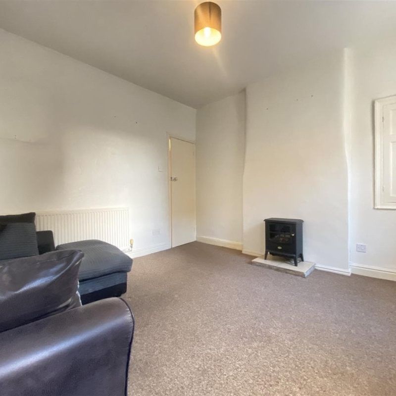 Main Road, Bamford, Hope Valley - Photo 1