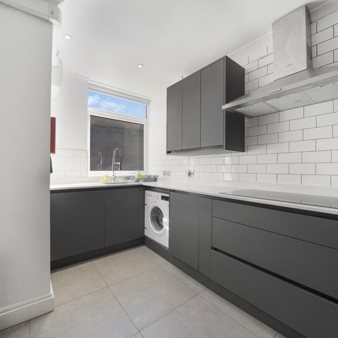 4 bedroom apartment to rent - Photo 1