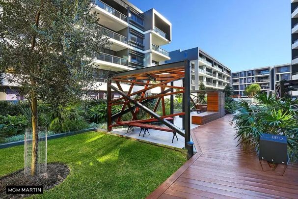 MGM MARTIN - ONE BEDROOM APARTMENT - Photo 1