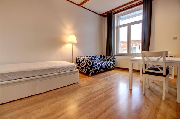 Studio - à louer - 1000 Bruxelles - 800 € - Photo 1