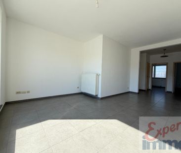 Appartement te huur in Harelbeke - Photo 1