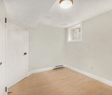 For Lease - 75 Dalehurst Drive Unit# B, Tanglewood - Grenfell Glen ... - Photo 5