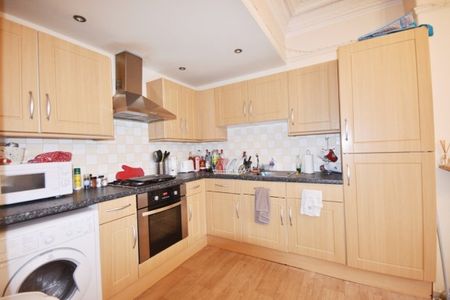 3 Bed - St Georges Terrace, Jesmond, Ne2 2dl - Photo 3