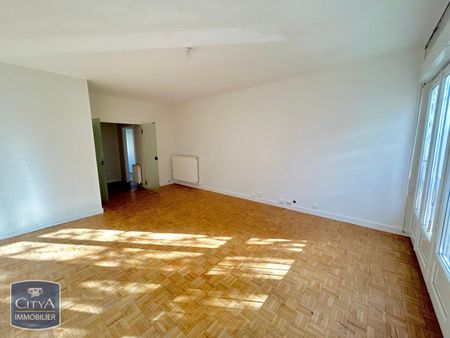 Location Appartement 4 pièces 86m² LE MANS 72000 - Photo 2