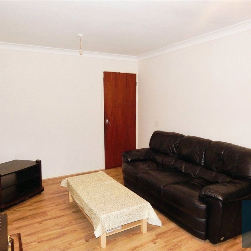 Barker Court, Birkby, Huddersfield, West Yorkshire, HD2 - Photo 1