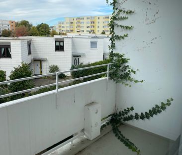 Großzügige 3-Zimmer-Wohnung // 2.OG 1. Mieteinheit von rechts - Photo 6